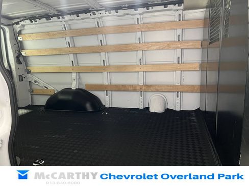 Used 2024 GMC Savana 2500 w/ Driver Convenience Package RWD image 20