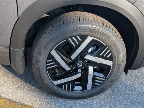 New 2026 Nissan Kicks SV w/ Cold Weather Package FWD image 9