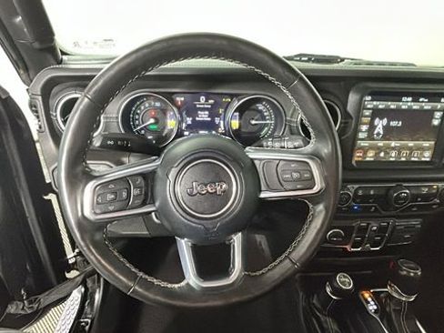 Used 2023 Jeep Wrangler Unlimited Sahara w/ Cold Weather Group AWD/4WD image 14