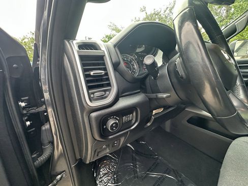 Used 2019 RAM 1500 Big Horn AWD/4WD image 42