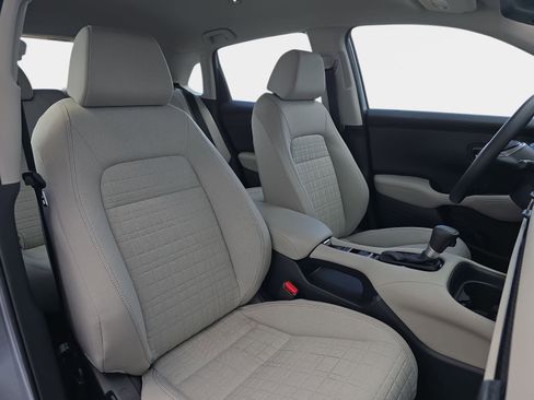 Certified 2025 Honda HR-V LX image 11