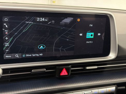 Used 2024 Hyundai Ioniq 6 SE RWD image 24