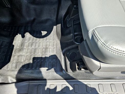 Used 2015 Ford F350 XL w/ Power Equipment Group image 20