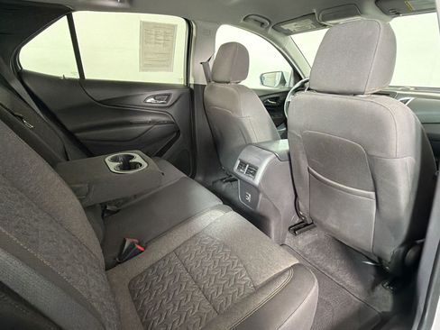 Used 2024 Chevrolet Equinox LT AWD/4WD image 28