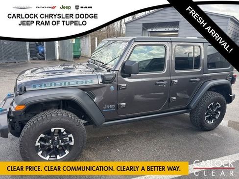 Used 2025 Jeep Wrangler Unlimited Rubicon 4xe w/ Convenience Group image 10