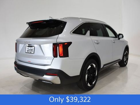 New 2025 Kia Sorento EX AWD/4WD image 4