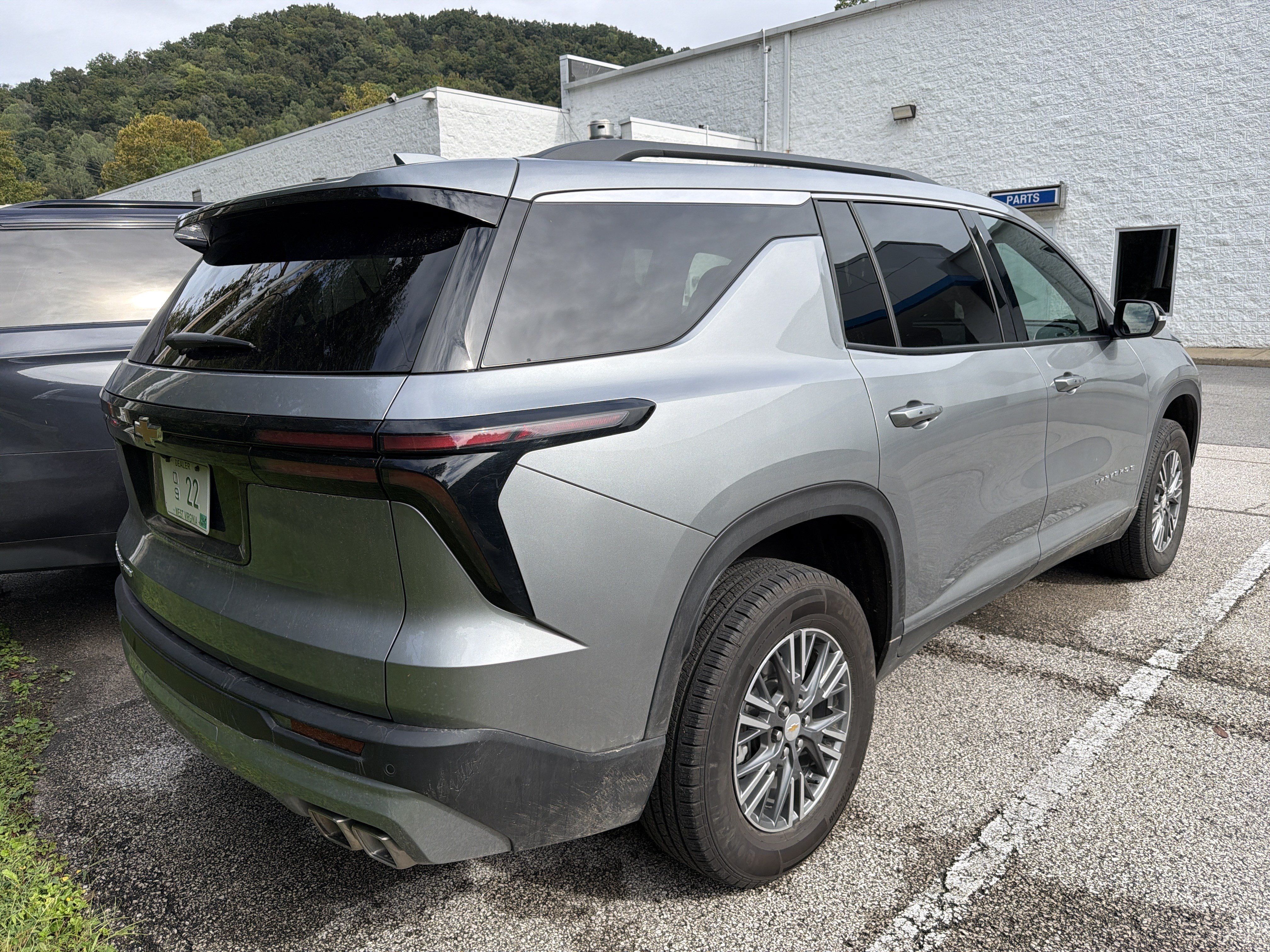 Certified 2026 Chevrolet Traverse LT AWD/4WD image 5