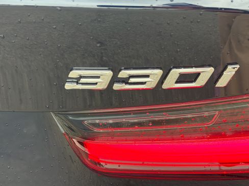 New 2026 BMW 330i xDrive Sedan w/ M Sport Package AWD/4WD image 11
