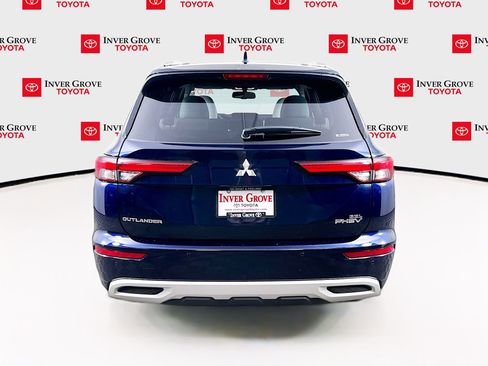 Used 2025 Mitsubishi Outlander SEL AWD/4WD image 6