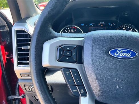 Used 2018 Ford F150 Lariat w/ Equipment Group 502A Luxury AWD/4WD image 15