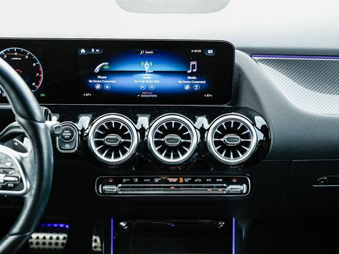 Certified 2023 Mercedes-Benz GLA 250 GLA 250 image 11