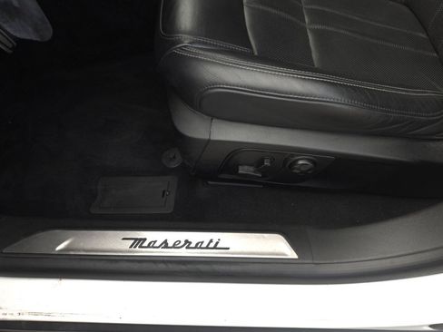 Used 2019 Maserati Levante GranSport AWD/4WD image 26