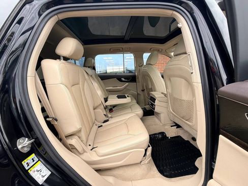 Used 2017 Audi Q7 2.0T Premium Plus w/ Premium Plus Package AWD/4WD image 18