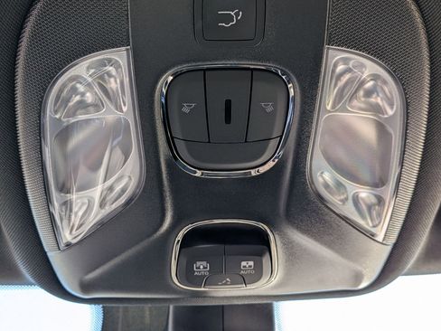 New 2026 Jeep Compass Latitude w/ Sun and Sound Group image 24