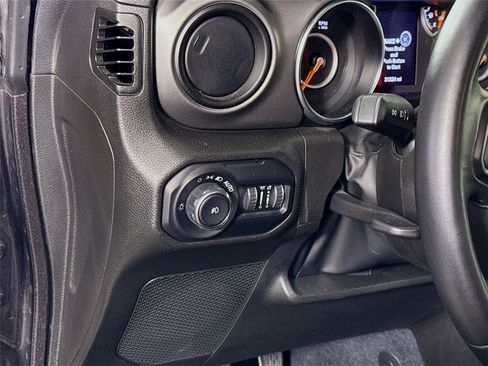 Used 2022 Jeep Wrangler Sport AWD/4WD image 4