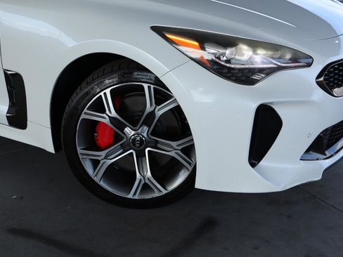 Used 2019 Kia Stinger GT image 4