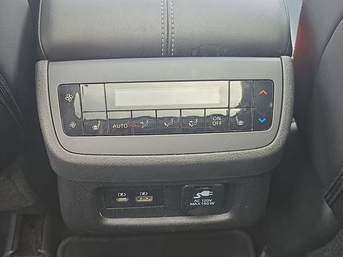 Used 2025 Nissan Pathfinder Platinum w/ Cargo Package FWD image 19