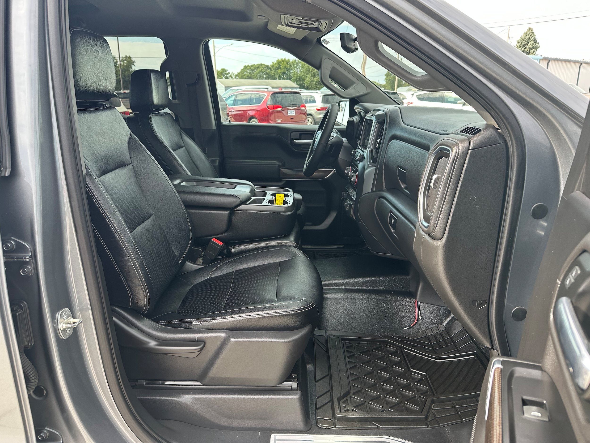 Used 2019 Chevrolet Silverado 1500 LT w/ All-Star Edition AWD/4WD image 12