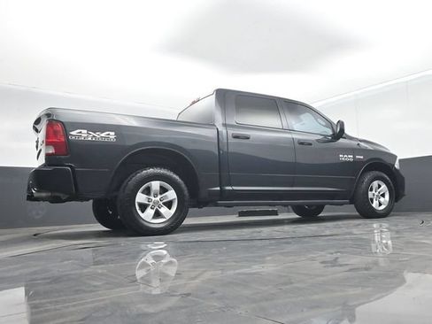 Used 2018 RAM 1500 Express AWD/4WD image 50