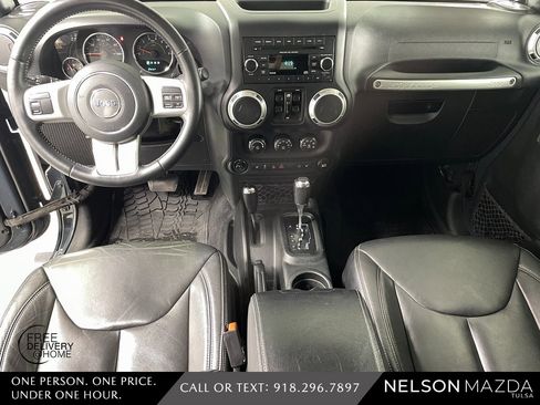 Used 2017 Jeep Wrangler Unlimited Sahara w/ Quick Order Package 24E Chief image 30