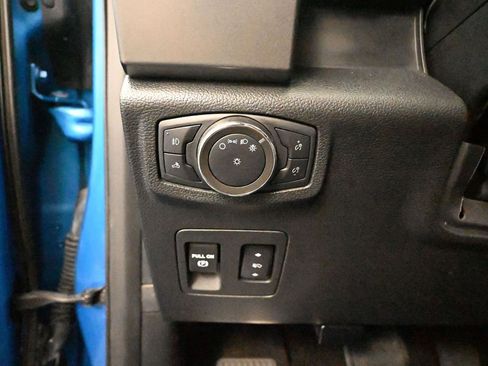 Used 2020 Ford F150 XLT w/ Equipment Group 302A Luxury AWD/4WD image 33