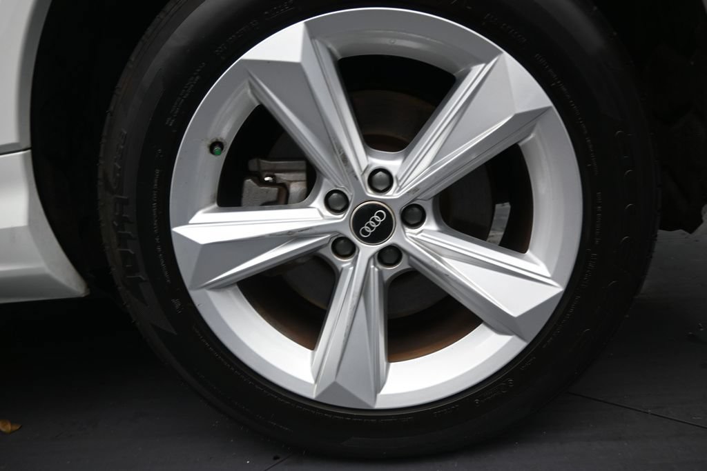Used 2021 Audi Q7 2.0T Premium w/ Convenience Package AWD/4WD image 10