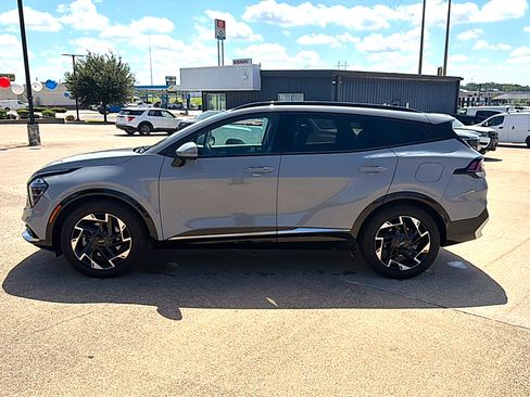 Used 2023 Kia Sportage SX FWD image 2