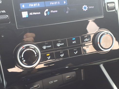 Used 2022 Hyundai Santa Cruz SEL FWD image 18