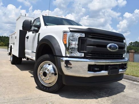 Used 2017 Ford F450 XL w/ Power Equipment Group AWD/4WD image 1