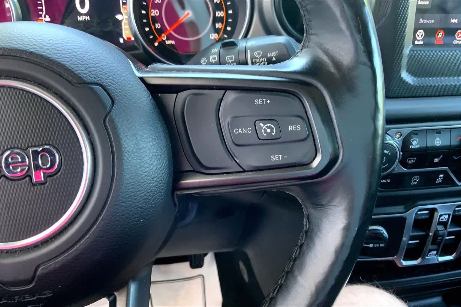 Used 2018 Jeep Wrangler Unlimited Sport S AWD/4WD image 24