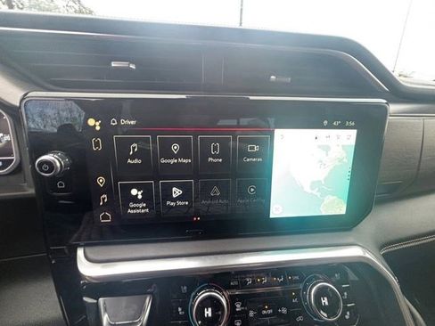 Used 2023 GMC Sierra 1500 Denali Ultimate image 8