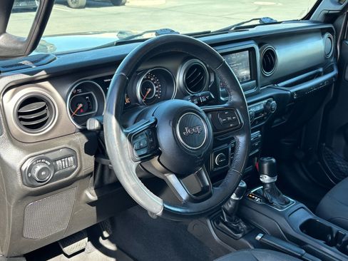 Used 2019 Jeep Wrangler Unlimited Sport S AWD/4WD image 20