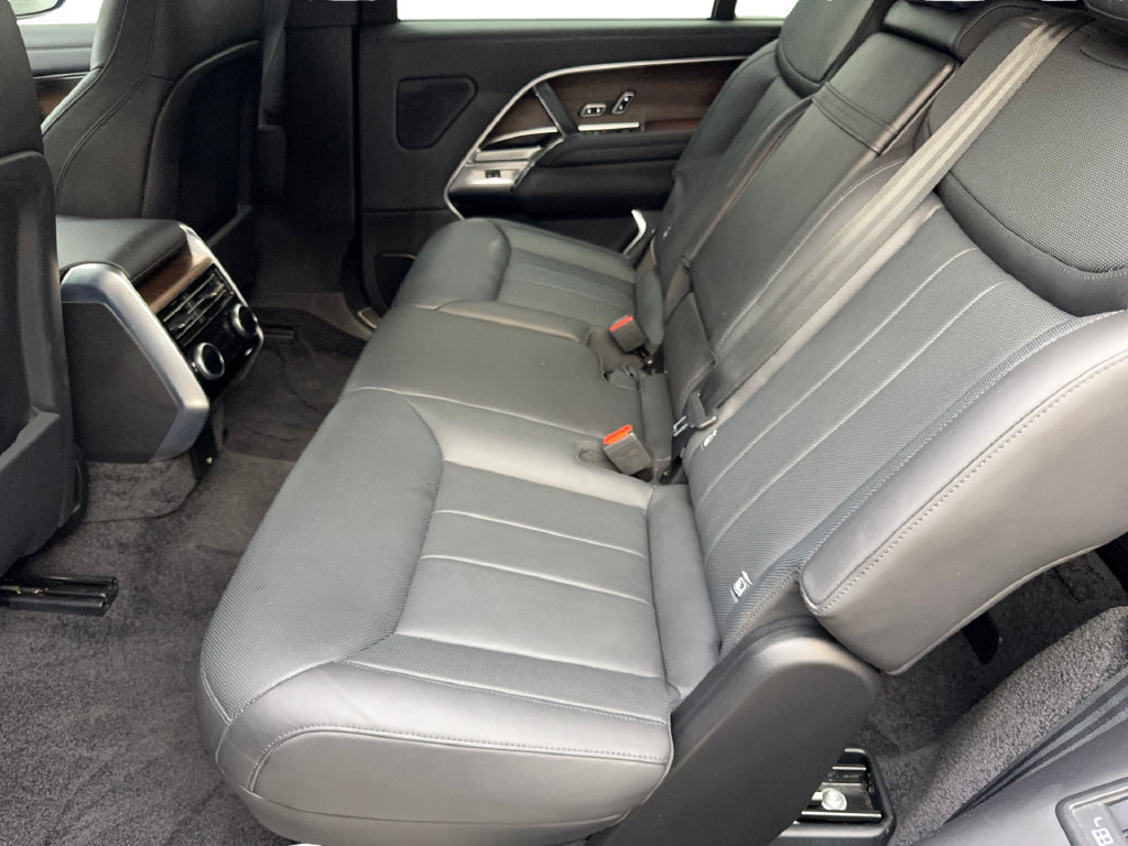 Used 2022 Land Rover Range Rover Long Wheelbase SE AWD/4WD image 32