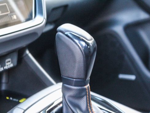 Used 2025 Subaru Crosstrek 2.5i Limited w/ Crosstrek Mirror Package image 22