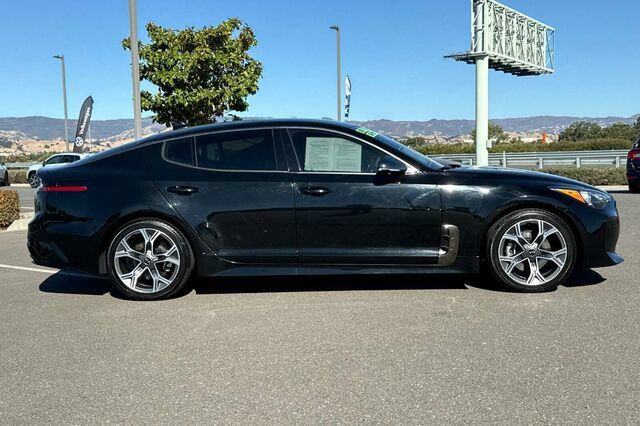 Used 2020 Kia Stinger GT-Line RWD image 3