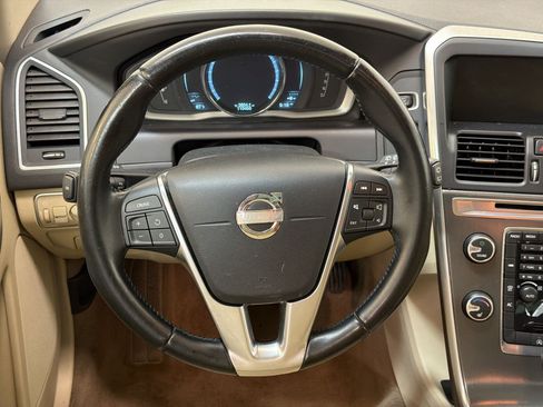 Used 2015 Volvo XC60 T5 Premier w/ Protection Package FWD image 11