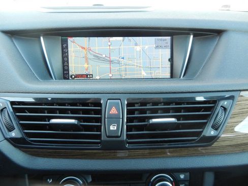 Used 2013 BMW X1 xDrive35i image 3