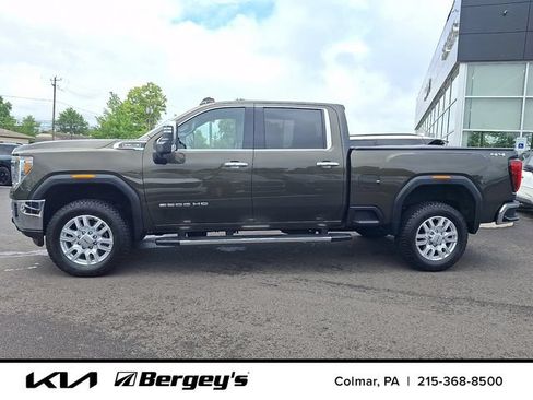 Used 2022 GMC Sierra 2500 SLT w/ SLT Premium Package AWD/4WD image 9