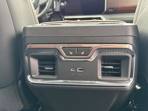 New 2026 GMC Sierra 3500 Denali Ultimate AWD/4WD image 30