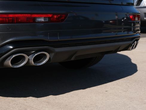 Used 2021 Audi SQ5 Premium Plus image 17