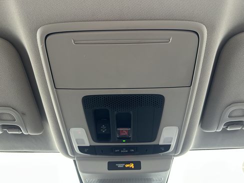 Used 2024 Honda Accord EX image 31