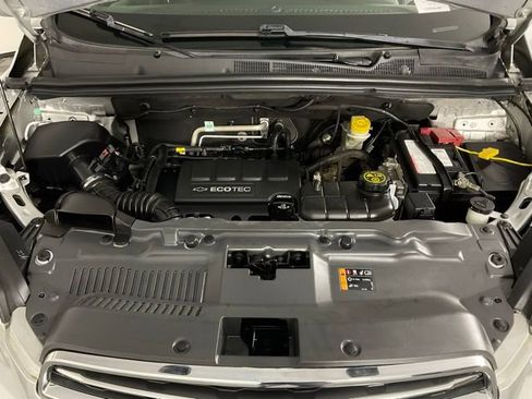 Used 2016 Chevrolet Trax LS image 9