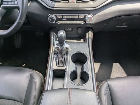 Certified 2021 Nissan Altima 2.5 SR w/ SR Premium Package FWD image 18