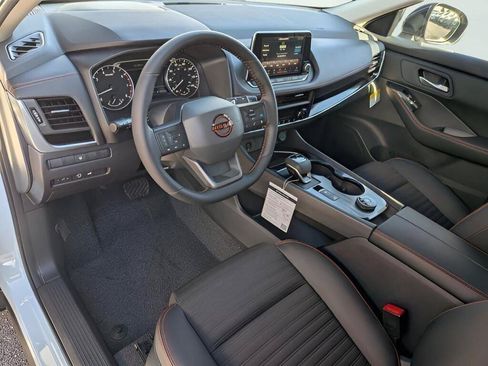New 2026 Nissan Rogue SV w/ Rock Creek Premium Package AWD/4WD image 9