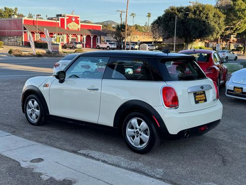 Used 2015 MINI Cooper 2-Door Hardtop image 33
