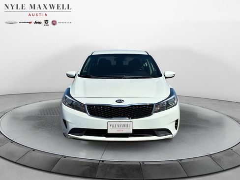 Used 2018 Kia Forte S image 18