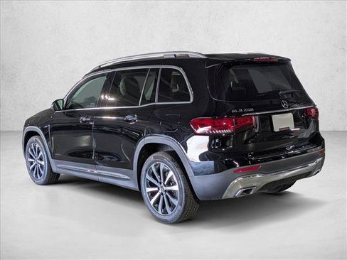 Certified 2023 Mercedes-Benz GLB 250 image 11