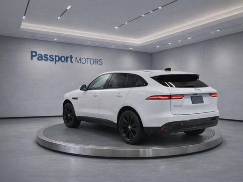 Used 2023 Jaguar F-PACE S AWD/4WD image 5