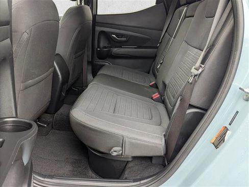 Certified 2023 Hyundai Santa Cruz SEL image 17