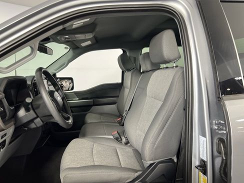 Used 2025 Ford F150 XLT image 21